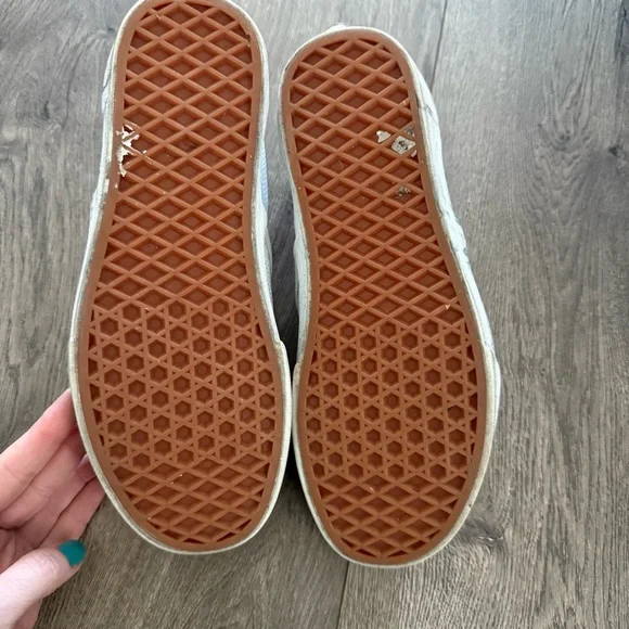 Vans White Perforated Slip-On Sneakers Asher 7 - Picture 8 of 8